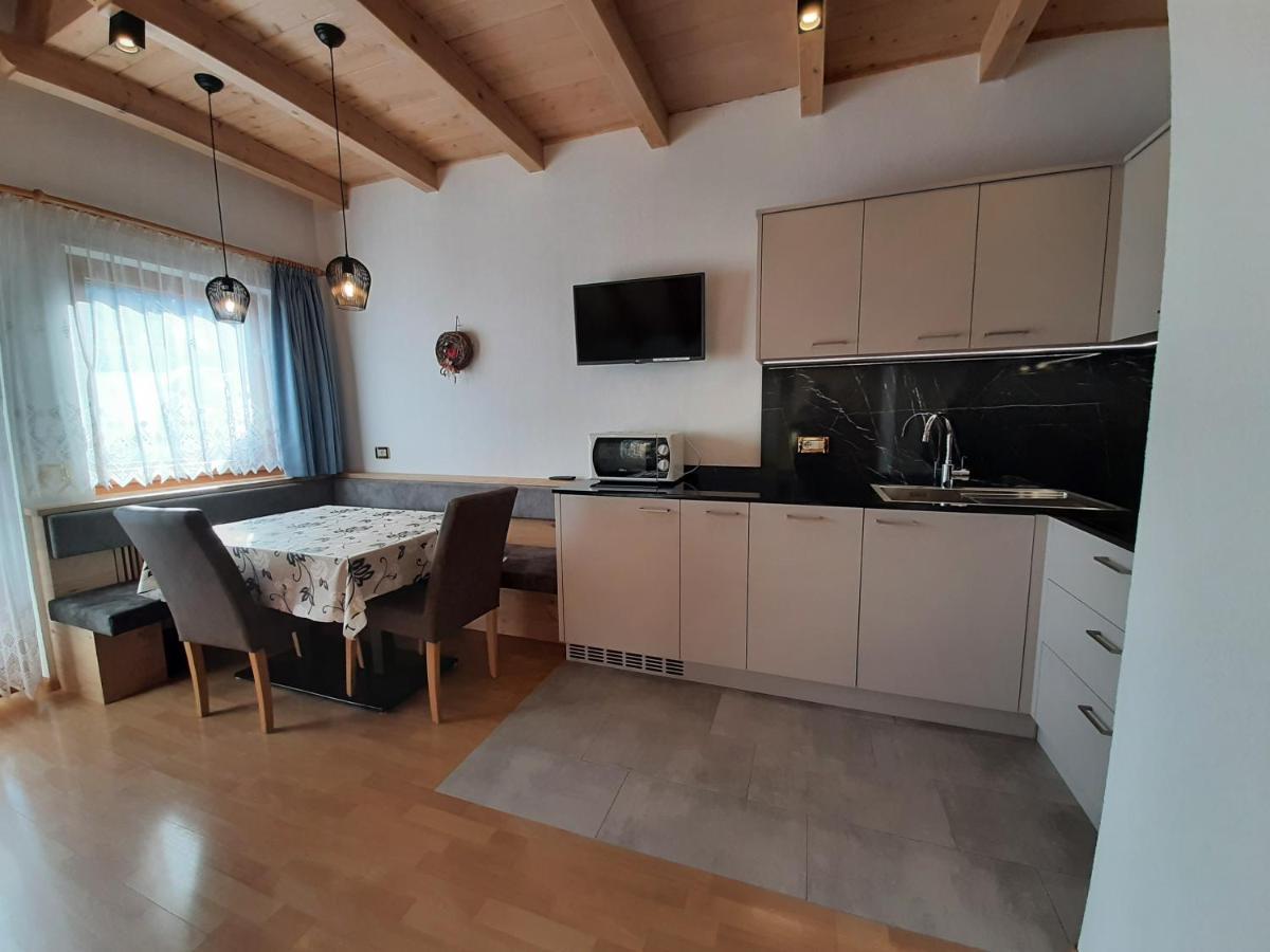 Apartments Lasteis La Villa  Exterior photo